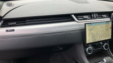 Jaguar F-Pace 2.0 D200 R-Dynamic SE 5dr Auto AWD Diesel Estate